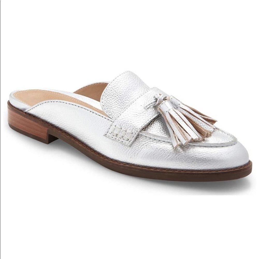 Vionic Tasseled Silver Mules - sz 5
